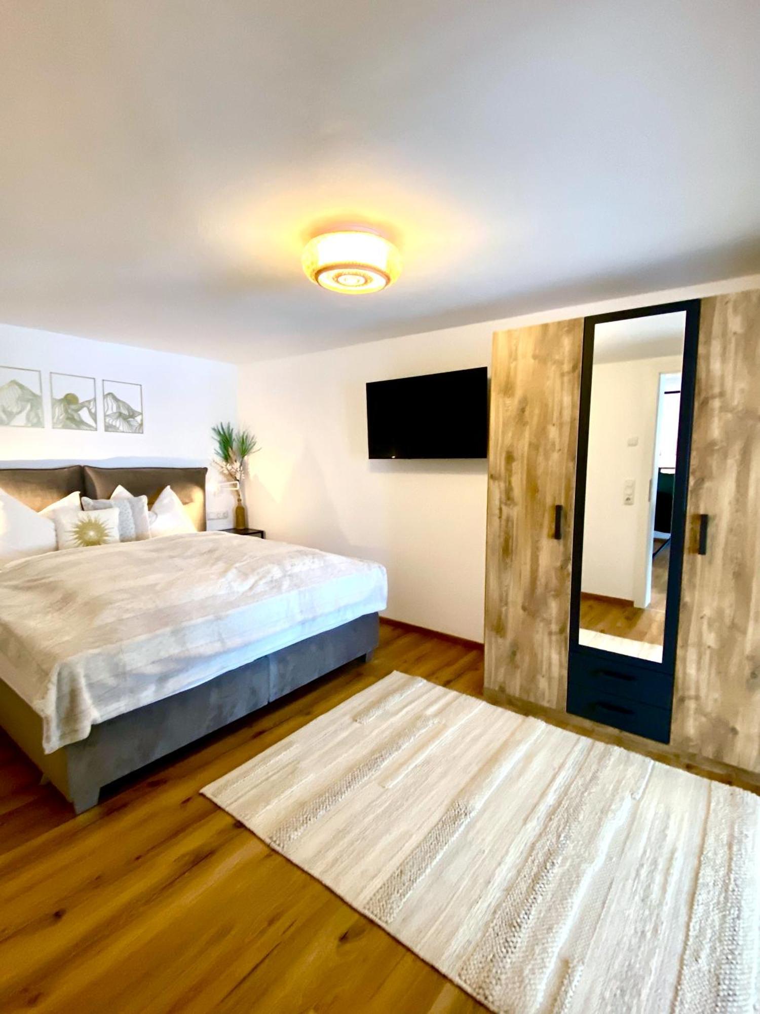 Goldspecht - Boho Appartements Σάαλμπαχ-Χίντεργκλεμ Εξωτερικό φωτογραφία