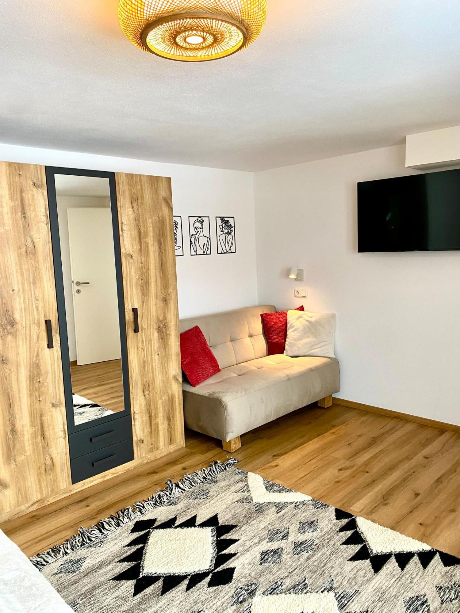 Goldspecht - Boho Appartements Σάαλμπαχ-Χίντεργκλεμ Εξωτερικό φωτογραφία